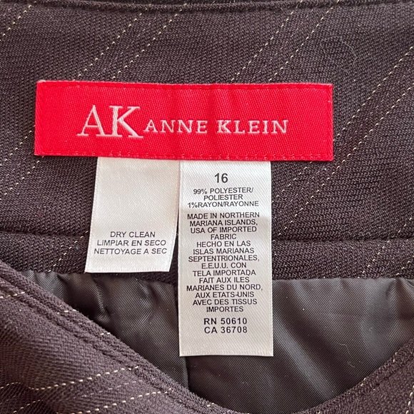 Brown pinstripe skirt suit from Anne Klein - Picture 5 of 8